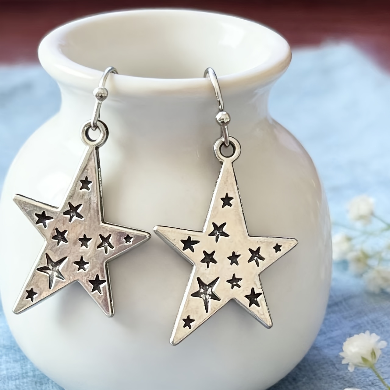 Women's Retro Distressed Star Drop Earrings — Unique Style